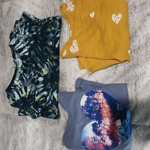 3 small (6/7) Old navy shirts